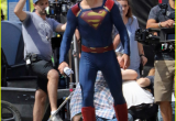 011-supermansecondlook.jpg