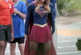 034_supergirl_in_park.jpg