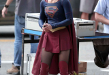 049_supergirl_in_park.jpg